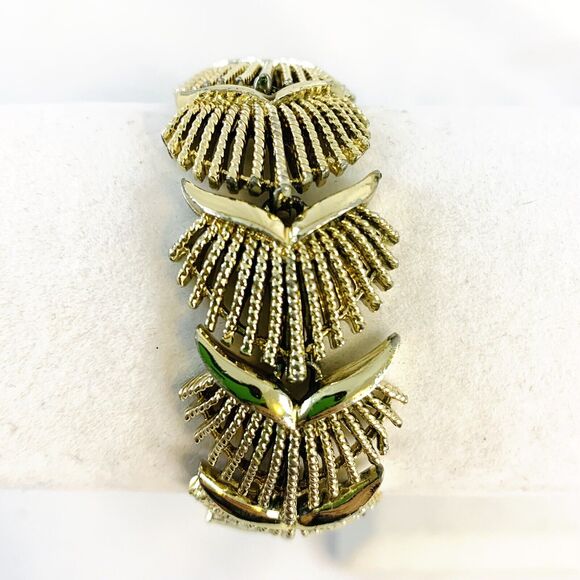 Vtg Coro Gold Tone Metal Bracelet Fold Over Clasp Signed 7" Scallop Fan Links - Picture 3 of 6